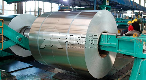 加多寶和王老吉共享紅罐包裝，罐裝材料實為5182鋁板